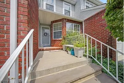 1404 Moonlight Ct, Washington Township, NJ 07840 - Photo 4
