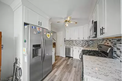 1404 Moonlight Ct, Washington Township, NJ 07840 - Photo 10
