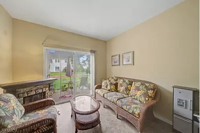 1404 Moonlight Ct, Washington Township, NJ 07840 - Photo 16