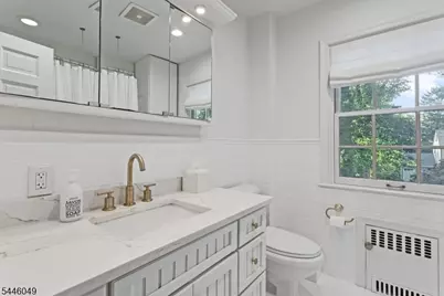 4 Marquette Rd, Montclair, NJ 07043 - Photo 22