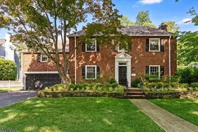 4 Marquette Rd, Montclair, NJ 07043 - Photo 2