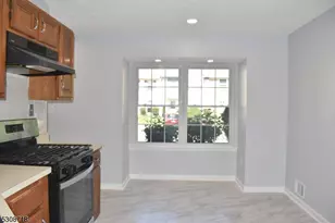 7 Kirby Ln, Franklin Township, NJ 08823 - Photo 8