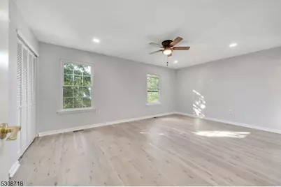 7 Kirby Ln, Franklin Township, NJ 08823 - Photo 18