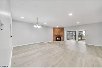 7 Kirby Ln, Franklin Township, NJ 08823 - Photo 14