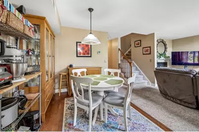 92 Ashley Ct, Bedminster Township, NJ 07921 - Photo 10