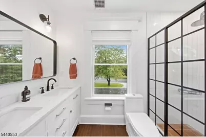 539 So Beverwyck Rd, Parsippany, NJ 07054 - Photo 22