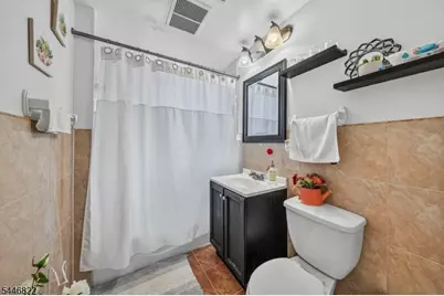 114 Peck Ave, Newark, NJ 07107 - Photo 6