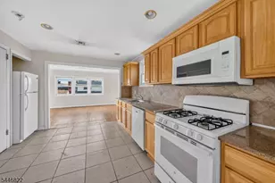 114 Peck Ave, Newark, NJ 07107 - Photo 10
