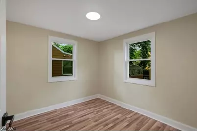 141 Lenox Ave, Irvington, NJ 07111 - Photo 14