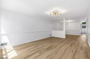55 Heritage Ct, Montville Township, NJ 07082 - Photo 2