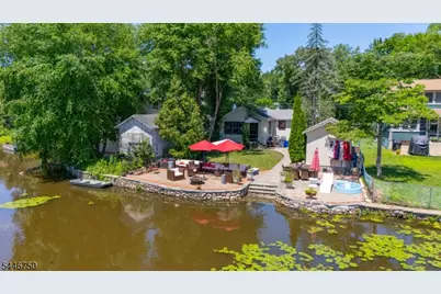 47 Lakeview Ter, Oakland, NJ 07436 - Photo 20