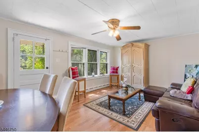 47 Lakeview Ter, Oakland, NJ 07436 - Photo 4
