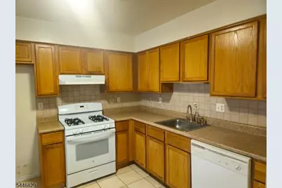 788 S 17th St, Newark, NJ 07103 - Photo 14