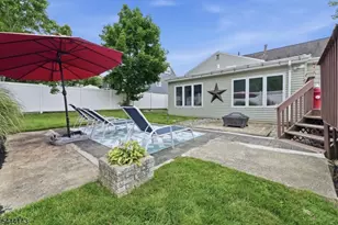 29 Daniel St, Rockaway Township, NJ 07801 - Photo 32