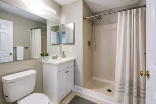 107 Rachel Ct, Franklin Township, NJ 08823 - Photo 6