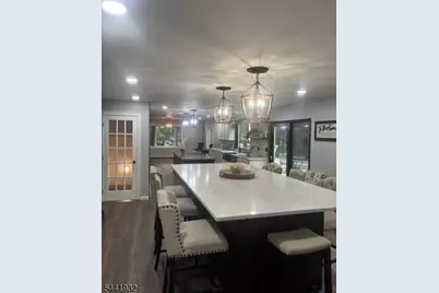 43 Dodie Dr, Parsippany, NJ 07054 - Photo 10