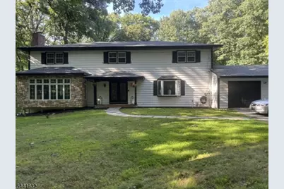 43 Dodie Dr, Parsippany, NJ 07054 - Photo 2