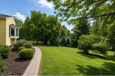 5 Crestview Dr, Bernardsville, NJ 07924 - Photo 4
