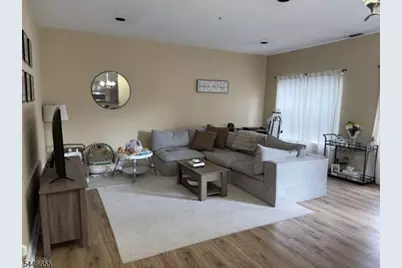421 Brittany Dr #421, Wayne, NJ 07470 - Photo 4