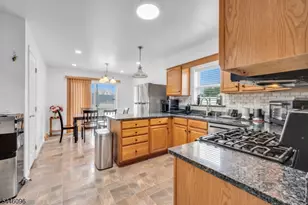 605 Corliss Ave, Phillipsburg, NJ 08865 - Photo 10