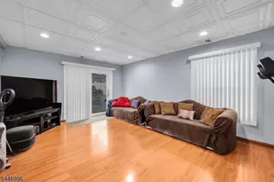 605 Corliss Ave, Phillipsburg, NJ 08865 - Photo 32