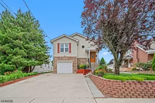 605 Corliss Ave, Phillipsburg, NJ 08865 - Photo 2