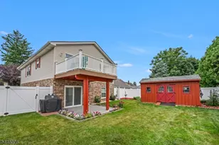 605 Corliss Ave, Phillipsburg, NJ 08865 - Photo 6