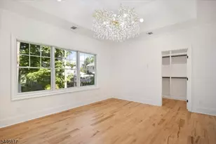 21 Maplewood Dr, Livingston, NJ 07039 - Photo 16