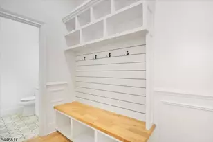 21 Maplewood Dr, Livingston, NJ 07039 - Photo 14