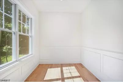 21 Maplewood Dr, Livingston, NJ 07039 - Photo 6