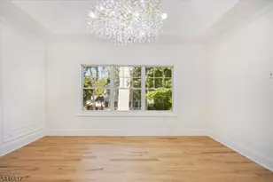 21 Maplewood Dr, Livingston, NJ 07039 - Photo 16