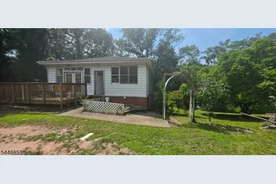 70 Wood Ave, Woodbridge Township, NJ 08830 - Photo 2