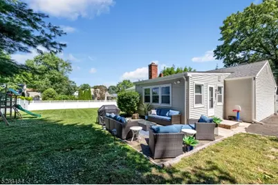 862 Manhattan Ave, Washington Township, NJ 07676 - Photo 28