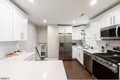 32 Headley Ave, Morris Plains, NJ 07950 - Photo 10