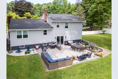 32 Headley Ave, Morris Plains, NJ 07950 - Photo 28