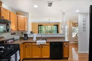 34 Ridge Dr, Pompton Lakes, NJ 07442 - Photo 10