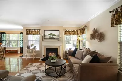 34 Ridge Dr, Pompton Lakes, NJ 07442 - Photo 4