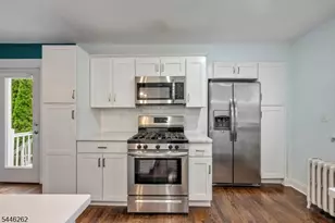 2 Grove St, Bloomfield, NJ 07003 - Photo 10