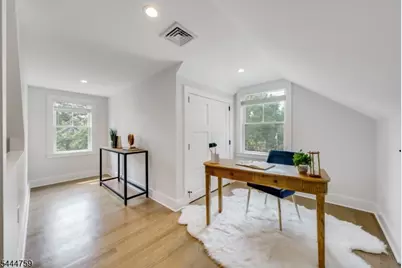 18 University Ave, Chatham, NJ 07928 - Photo 32