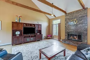 34 Deire Dr, Sparta Township, NJ 07871 - Photo 16