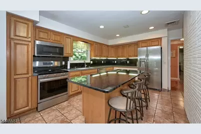 460 Laurel Ln, Kinnelon, NJ 07405 - Photo 6