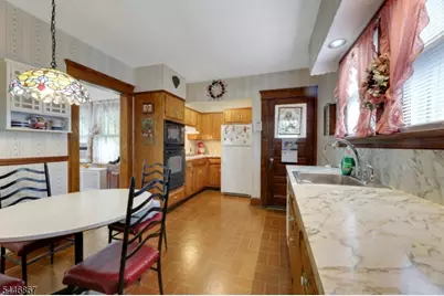 337 Corona Pl, Ridgewood, NJ 07450 - Photo 12