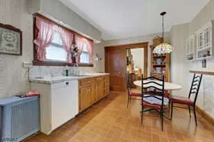 337 Corona Pl, Ridgewood, NJ 07450 - Photo 14