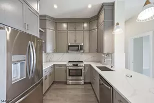 1 Carriage City Plz, Rahway, NJ 07065 - Photo 10