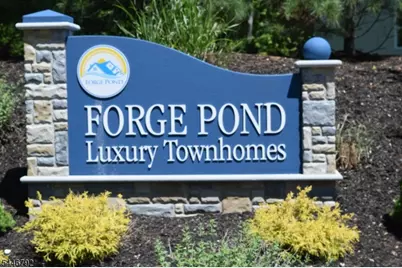 4 Decroce Ct, Parsippany, NJ 07054 - Photo 1