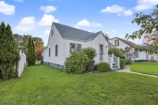 30 Schuyler Ave, Pompton Lakes, NJ 07442 - Photo 2
