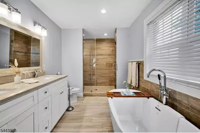 224 N 18th St, Kenilworth, NJ 07033 - Photo 24