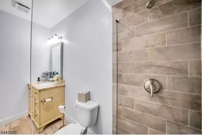 224 N 18th St, Kenilworth, NJ 07033 - Photo 18
