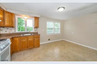 56 Corabelle Ave #2, Lodi, NJ 07644 - Photo 4