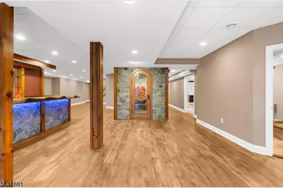 10 Claridge Ln, Raritan Township, NJ 08822 - Photo 32